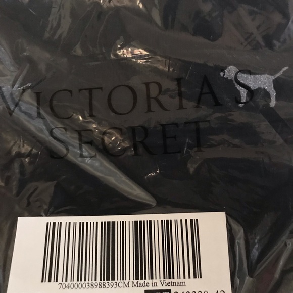 Victoria’s PINK College Crew & Yoga Legging NWT - Picture 4 of 5